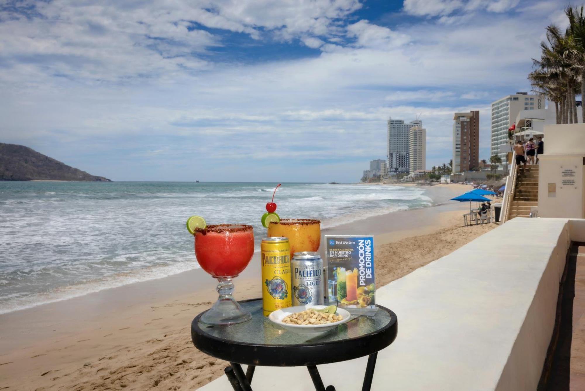Best Western Hotel Posada Freeman Zona Dorada Масатлан Экстерьер фото