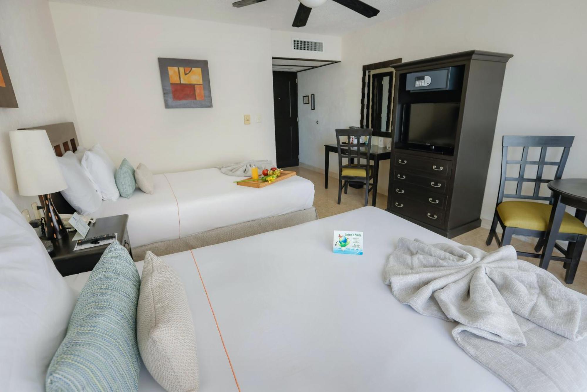 Best Western Hotel Posada Freeman Zona Dorada Масатлан Экстерьер фото