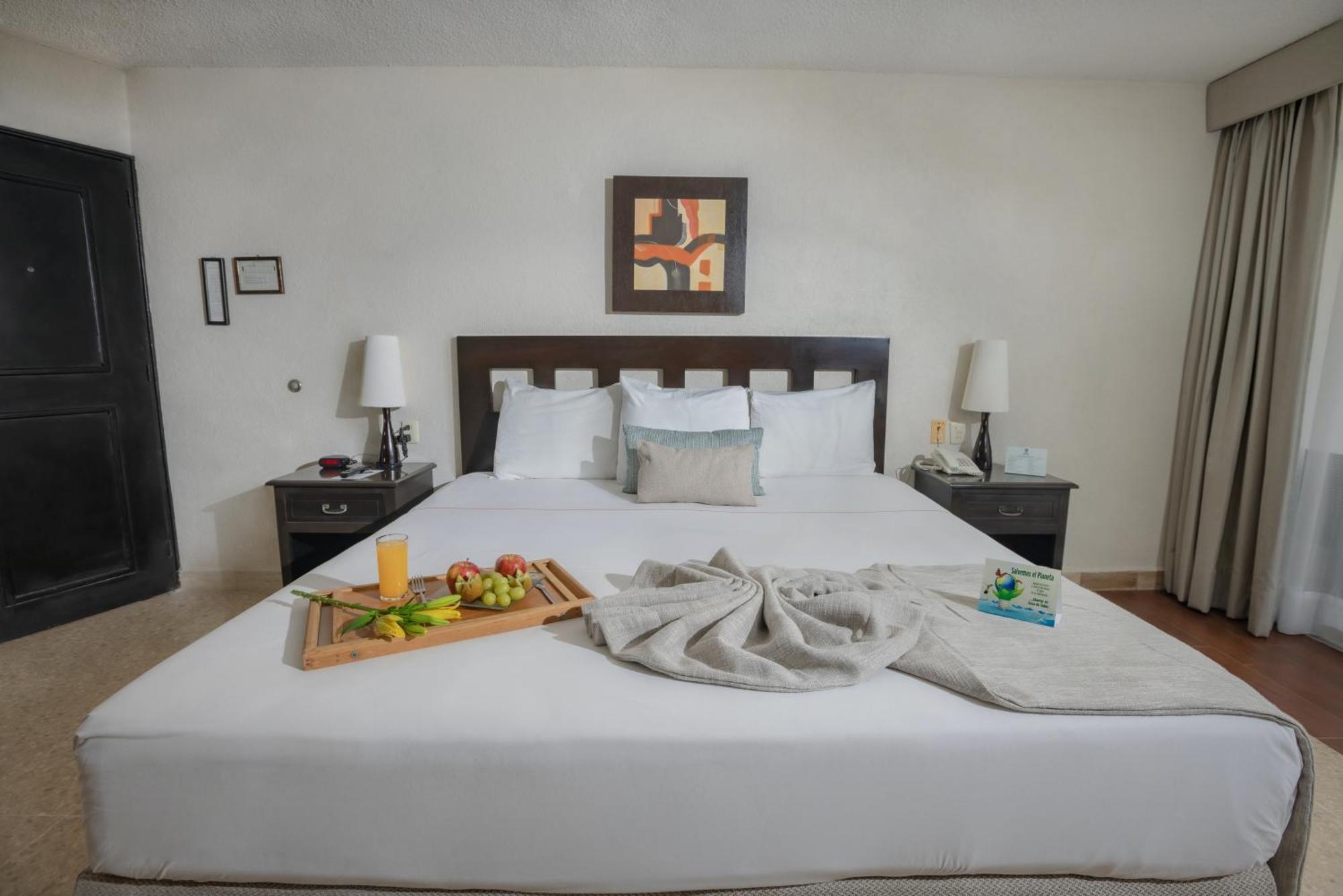 Best Western Hotel Posada Freeman Zona Dorada Масатлан Экстерьер фото