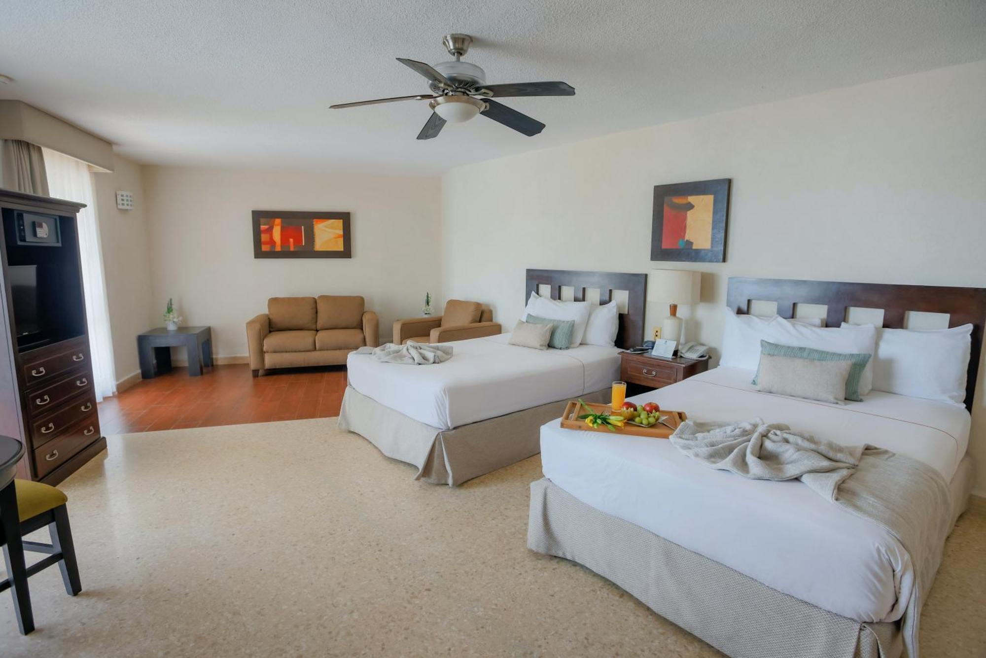 Best Western Hotel Posada Freeman Zona Dorada Масатлан Экстерьер фото