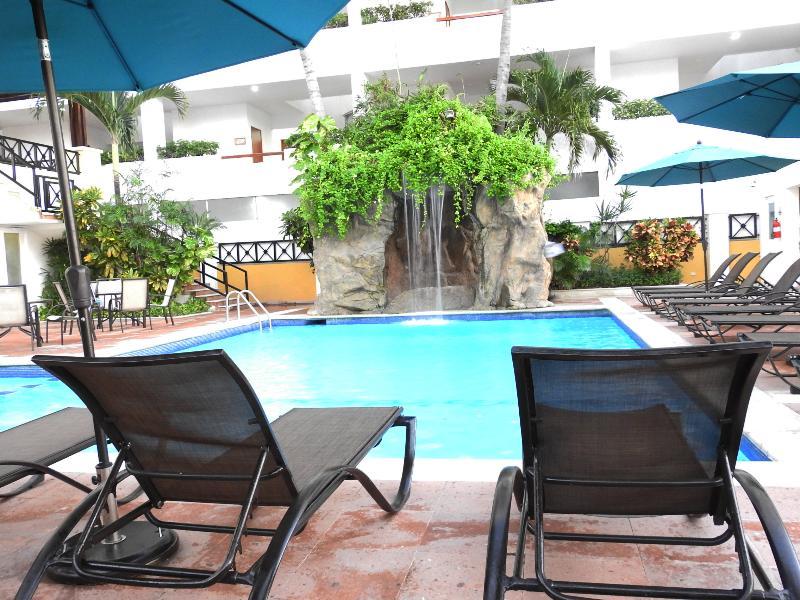 Best Western Hotel Posada Freeman Zona Dorada Масатлан Экстерьер фото
